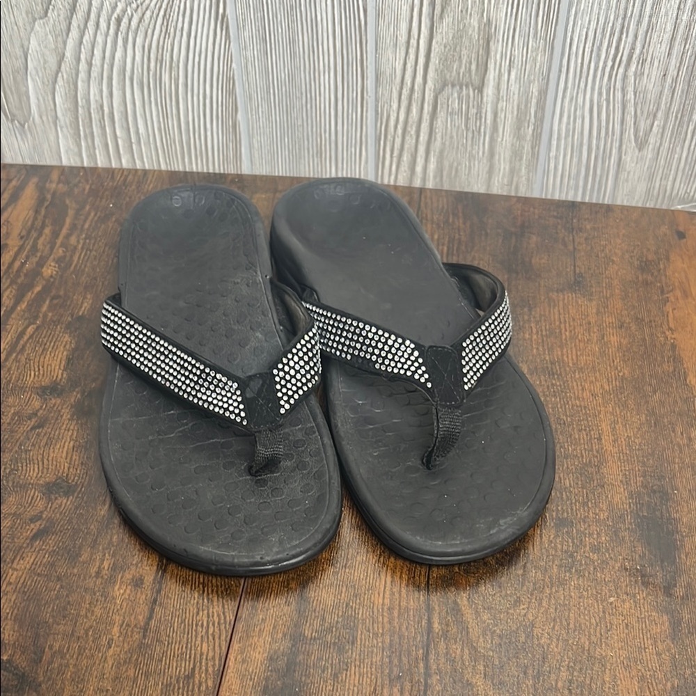 VIONIC WOMENS ISLARS COMFORTABLE DURABLE BLACK SUEDE FLIP FLOP SANDAL Sz 7